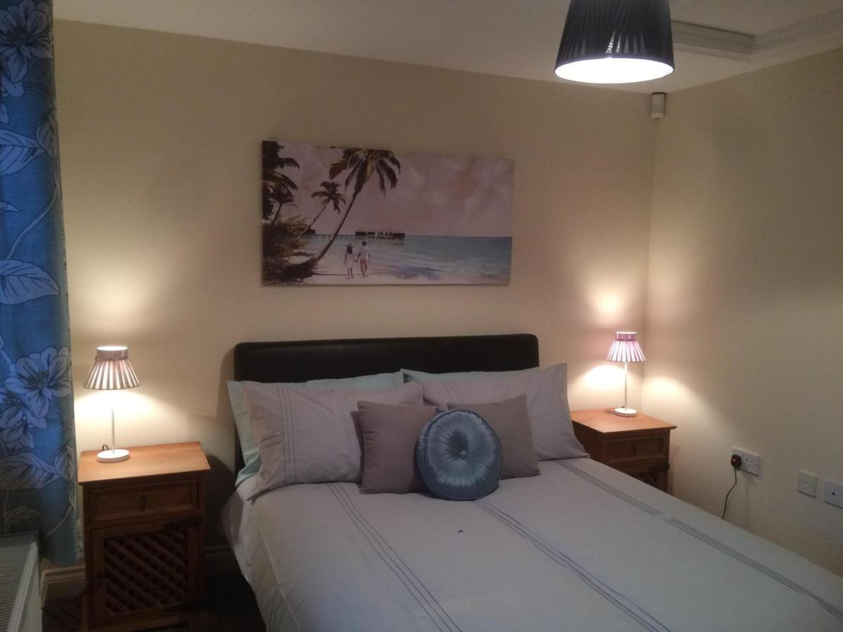 Coastal Escape Deal - 2 Bedroom House -Short Lets & Serviced Accommodation Ngoại thất bức ảnh